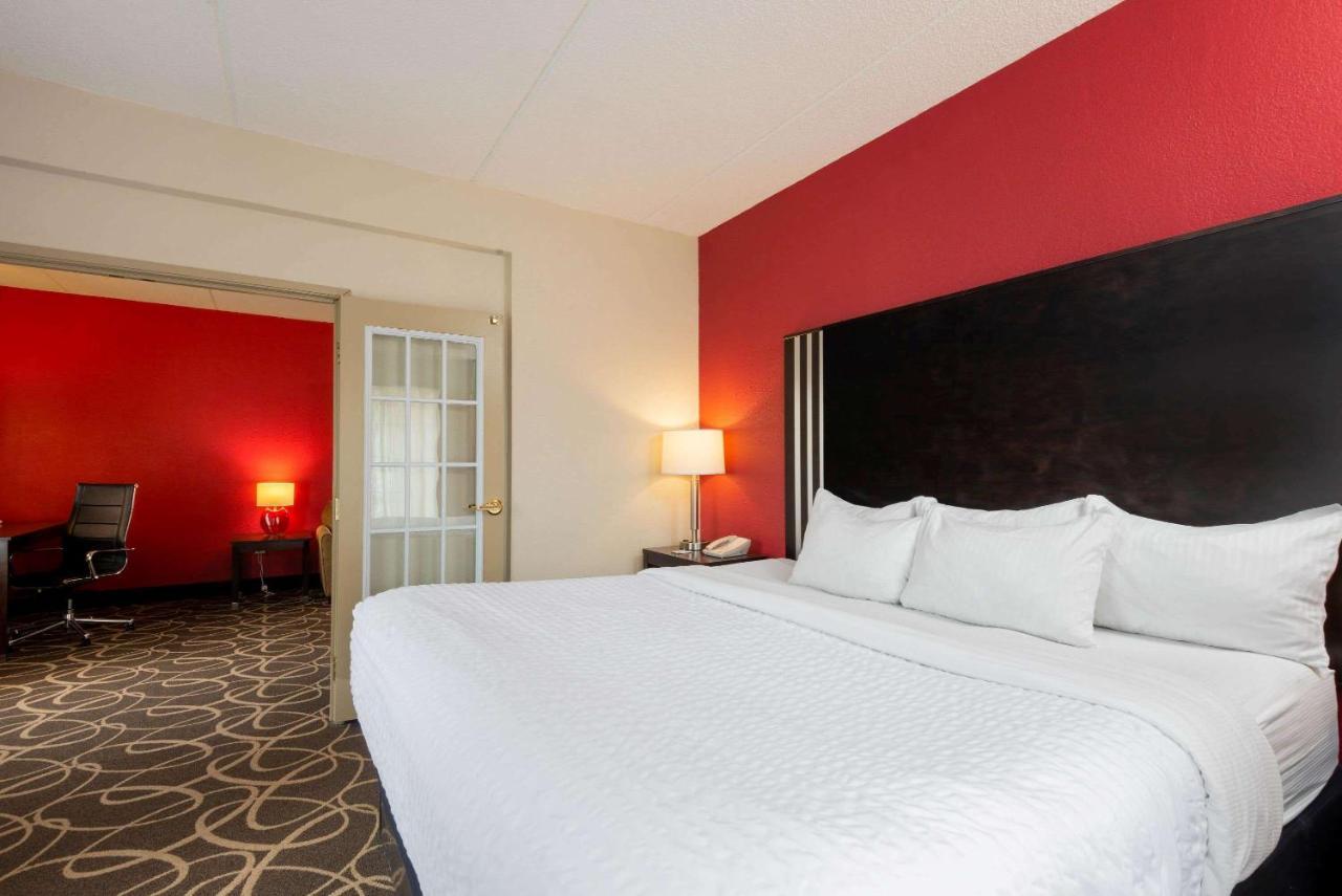 La Quinta Inn & Suites - New River Gorge National Park Summersville Ngoại thất bức ảnh