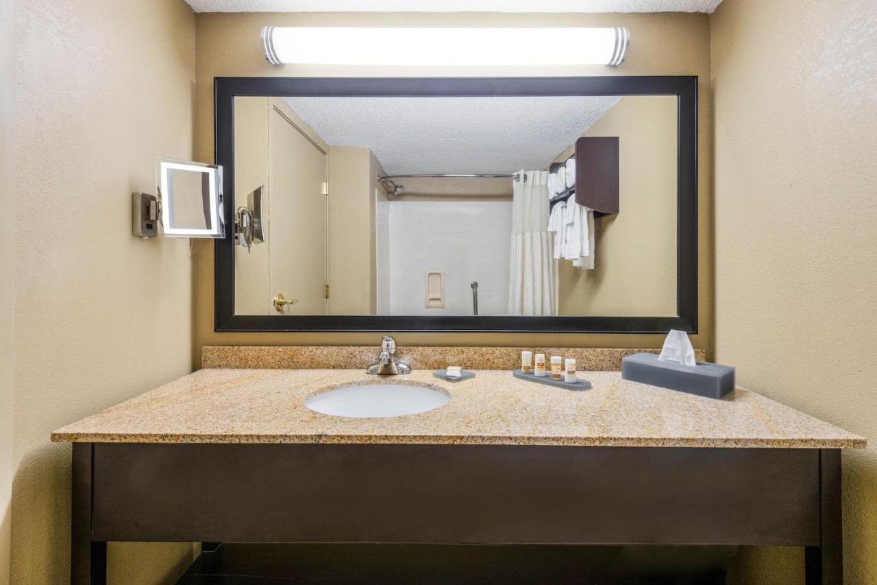 La Quinta Inn & Suites - New River Gorge National Park Summersville Ngoại thất bức ảnh